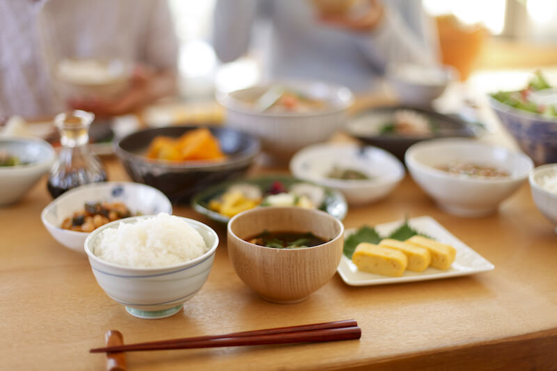 食卓での美味しい食事